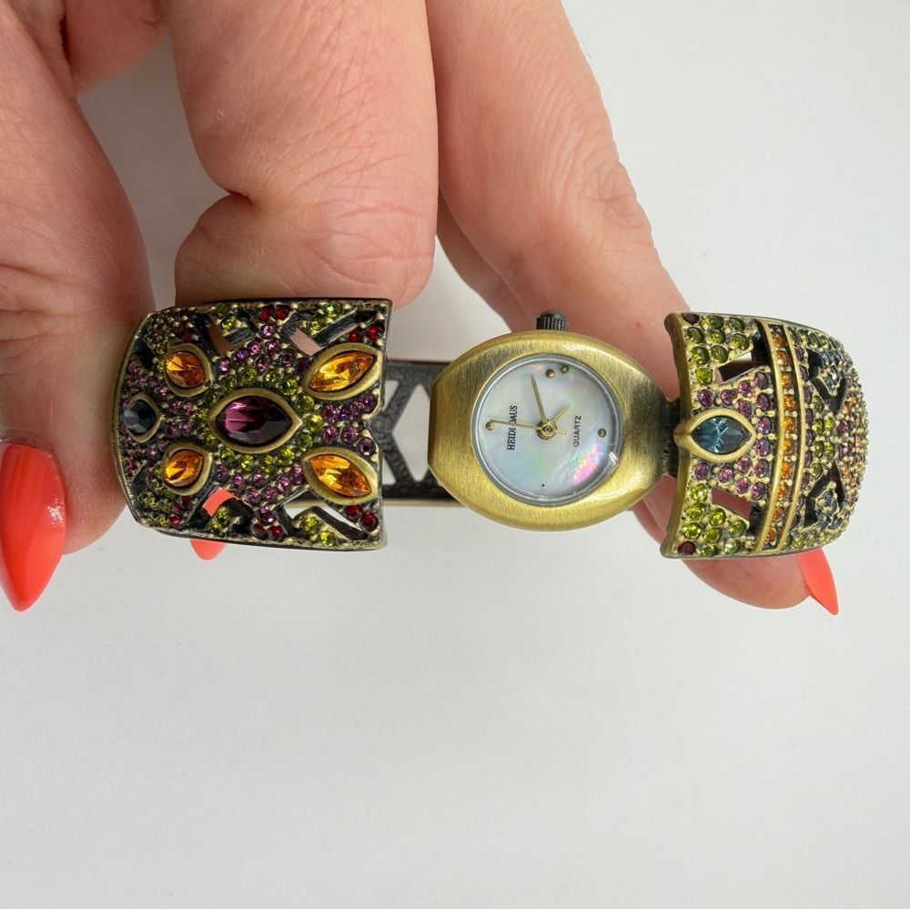 HeidiāDaus "Peekaboo" Watch hinged bracelet, crystal & bronze toned gold metal! - Picture 11 of 16